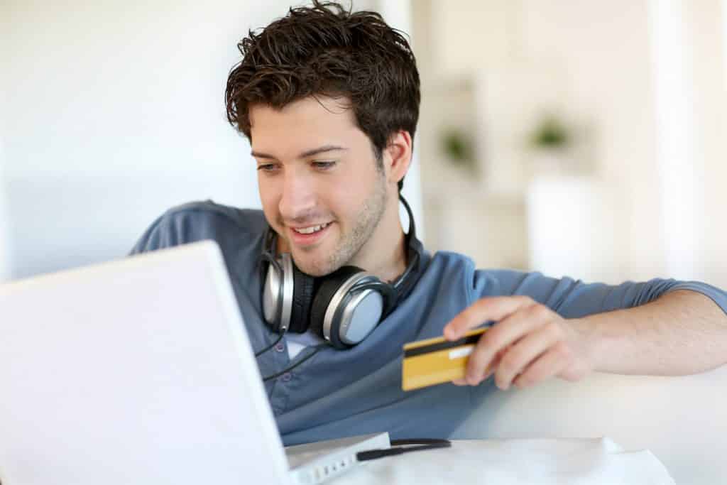 El prime day de amazon beneficia a su competencia