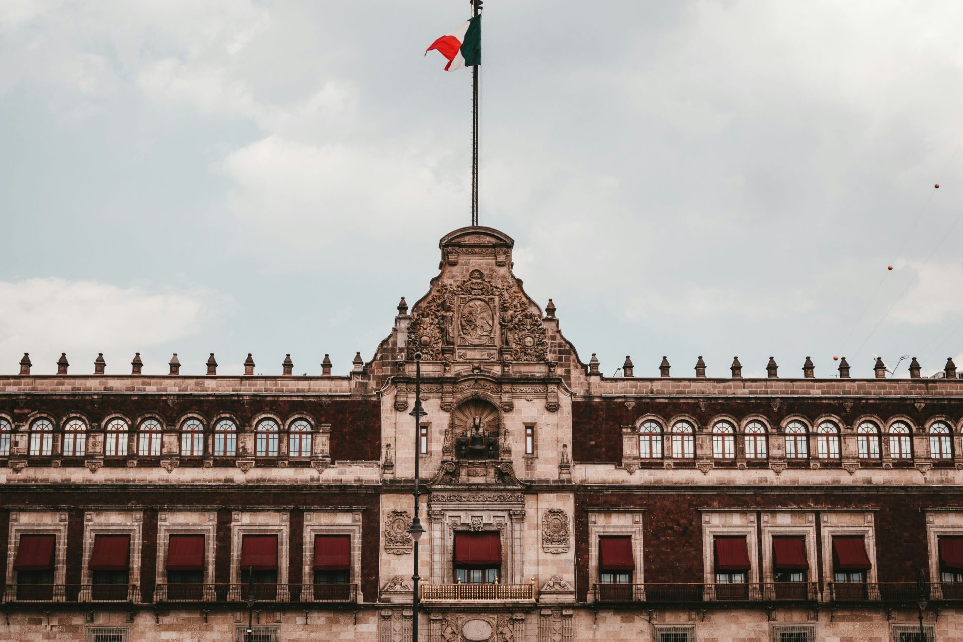 La agencia de transformación digital y telecomunicaciones del nuevo gobierno de méxico y sus implicaciones en el e-commerce.