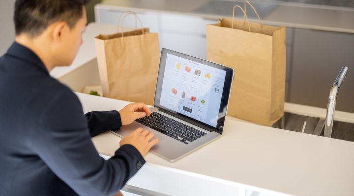 Descubre el costo de una tienda en línea en 2024: guía completa