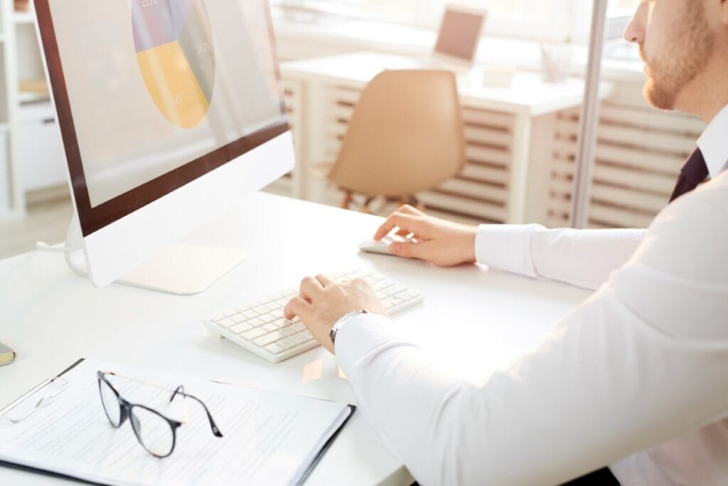 Análisis Predictivo Para Identificar Cambios En Algoritmos De Búsqueda Con Inteligencia Artificial